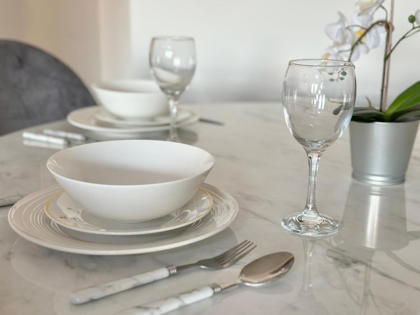 Luxury Duplex City Centre Apartment 利兹 外观 照片