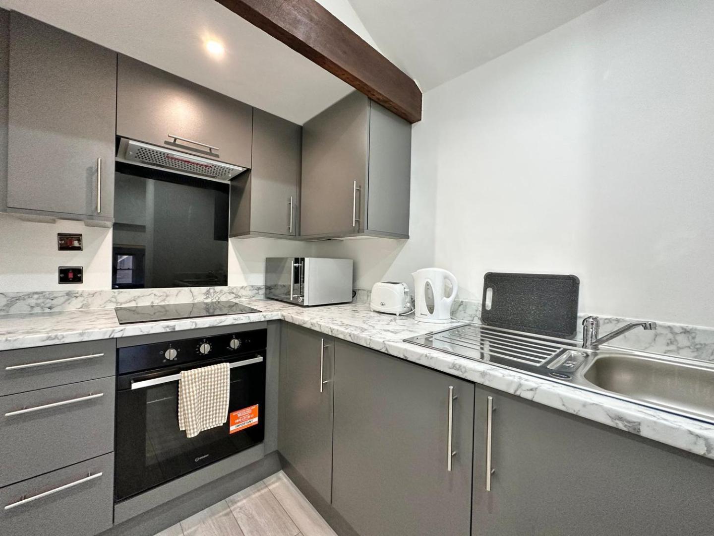 Luxury Duplex City Centre Apartment 利兹 外观 照片